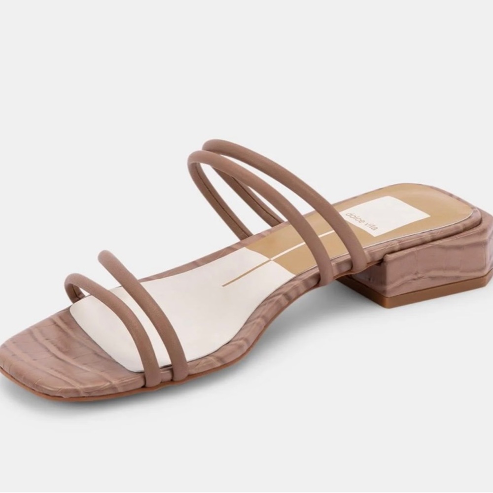 BRAND NEW Dolce Vita Heeled Sandals- size 9